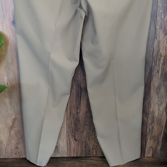 Dockers Golf Men's Khaki Chino Dress Pants 40 x 32               P176 - Picture 7 of 12